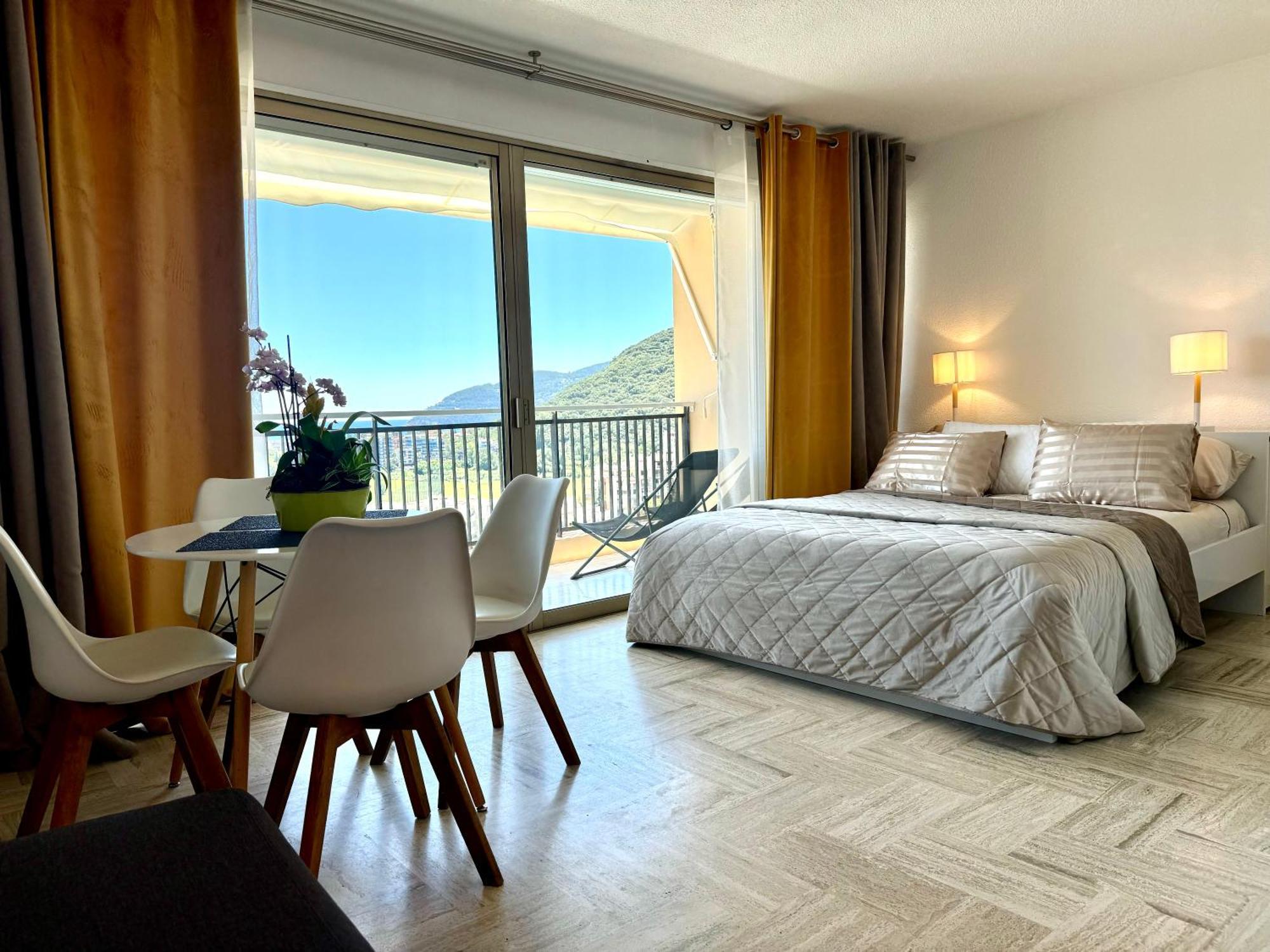 My Resid Appart Cannes Marina Vue Mer Mandelieu Exterior foto